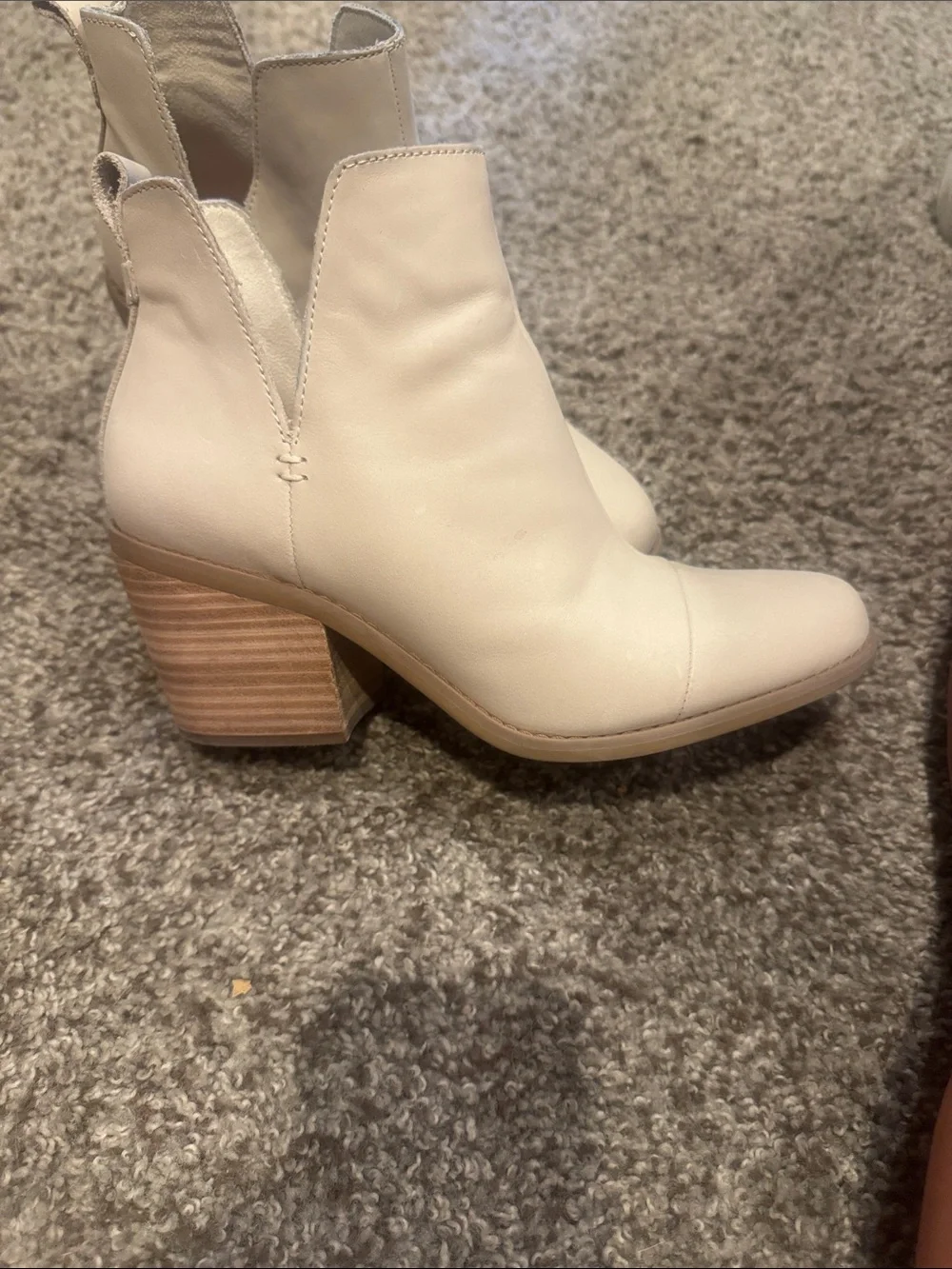 Toms Cream Leather Ankle Booties with Stacked Heel